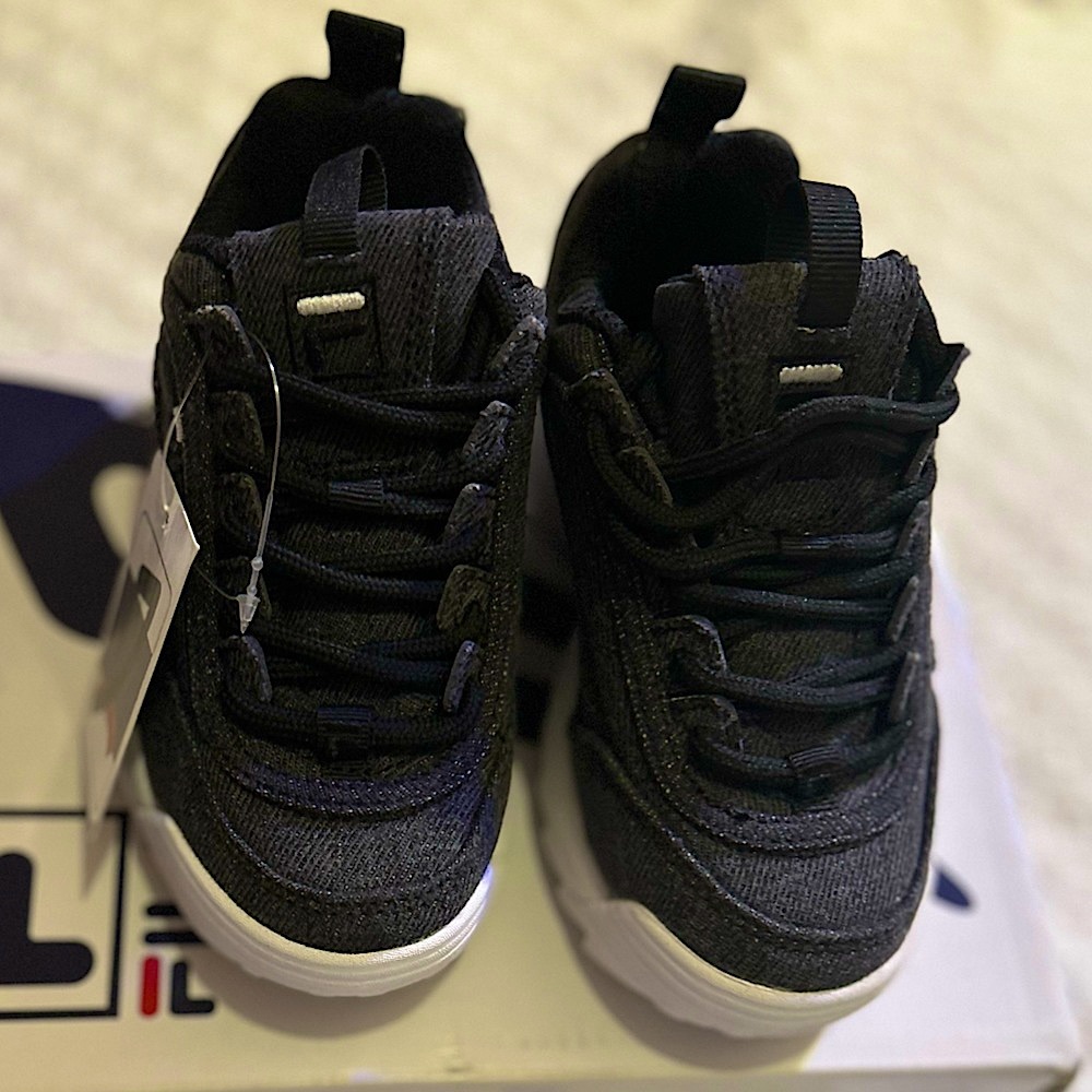 Kids fila size 11